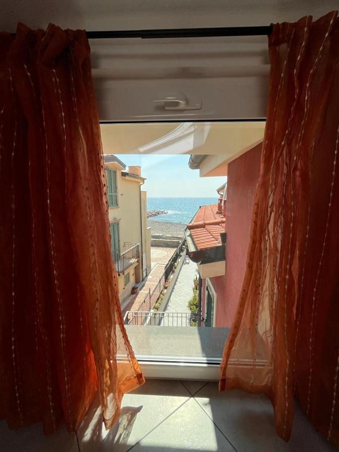 Chery Holiday Home Riva Ligure Kültér fotó